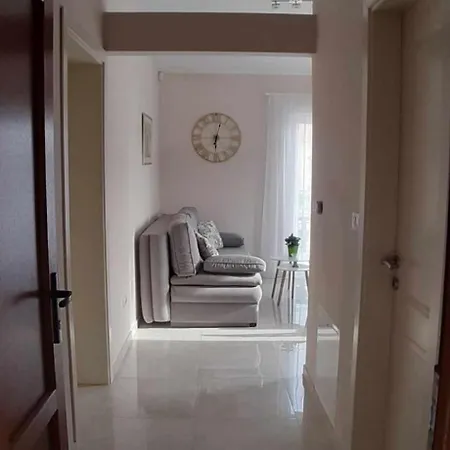 Valdebek With Pool * Pula