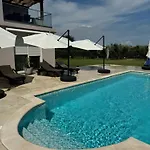 Valdebek With Pool Appartamento *